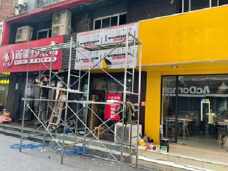 舞钢市制作广告招牌如何避免它发黄？
